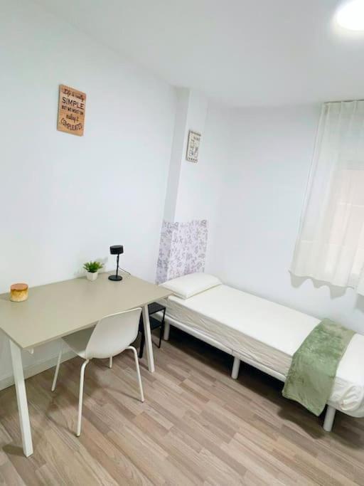 Modern Apartment In Malaga - Rosas Екстер'єр фото